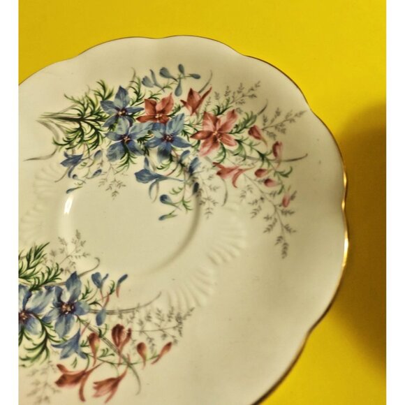 Royal Albert Chelsea Shape Tea Cup Set Friendship Series "Larkspur" - Picture 7 of 11